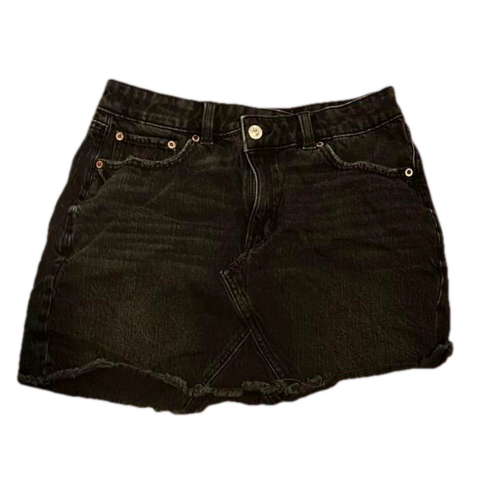 American Eagle Women’s Black Denim Skirt Size 8
